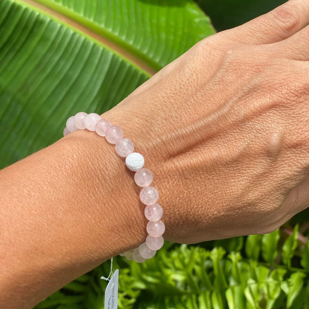 Rose quartz and lava bracelet